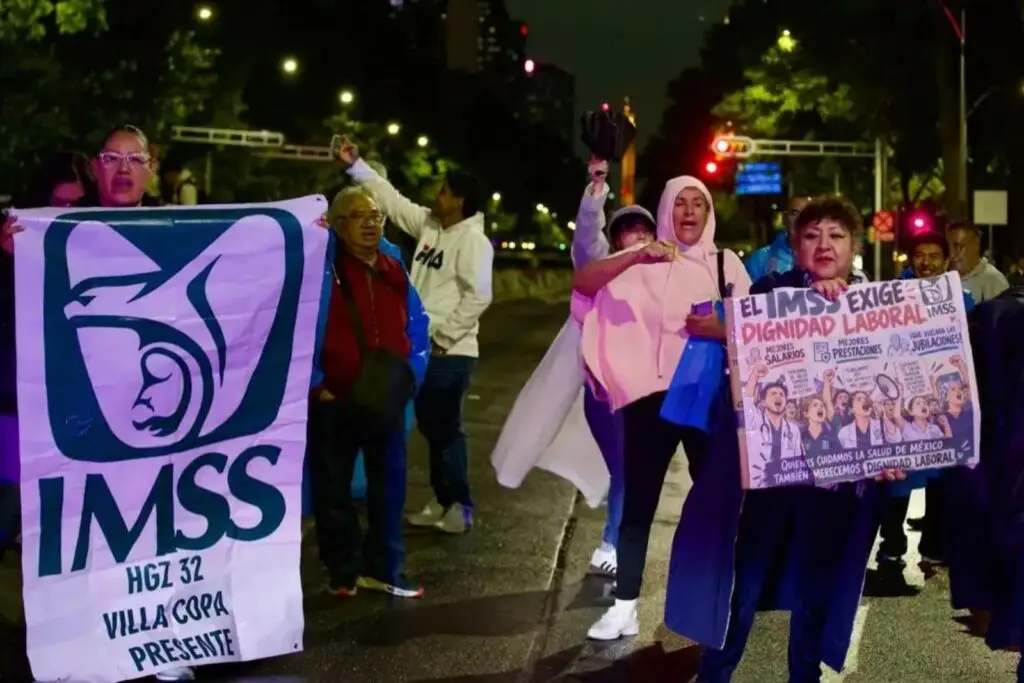 Trabajadores del IMSS en contra de aumento salarial de 2.9%; convocan a paro nacional