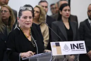 Guadalupe Taddei acude al ASF y a SEGOB en medio de acusaciones por contratos en el INE