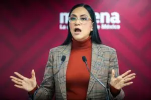 Ariadna Montiel responde a calumnias de Maru Campos; gobernadores cierran filas