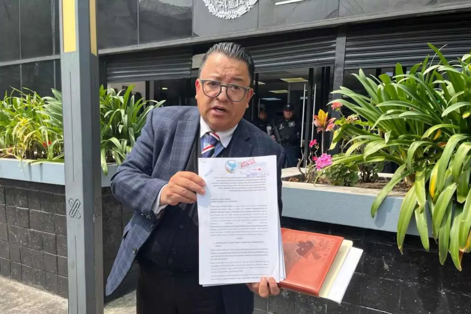 Presentan denuncia ante FGR contra Pablo Lemus por tortura tras protestas en Jalisco