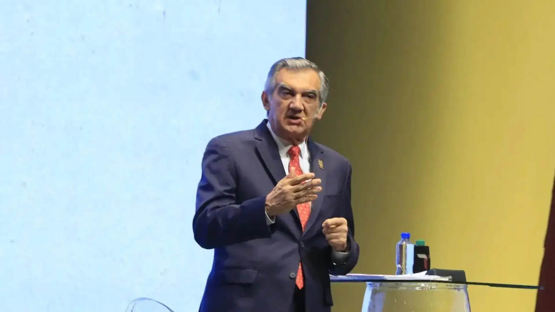 Américo Villarreal durante el encuentro “Cuatro años transformando Tamaulipas”. Foto: Especial