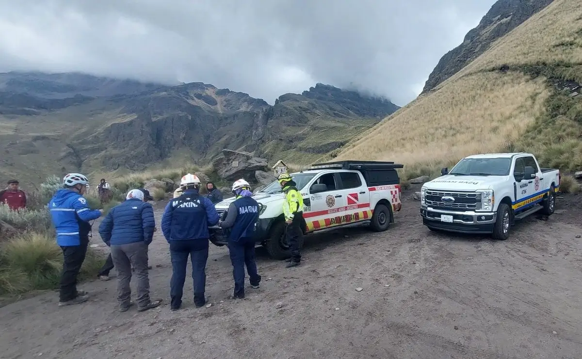 Rescatistas en el Iztaccíhuatl tras hallazgo de menor desaparecido