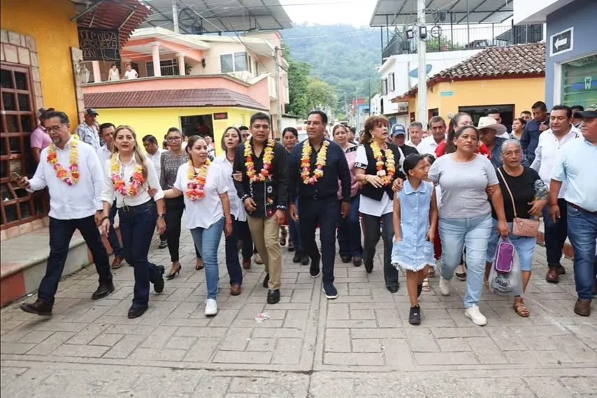 Entrega de Centro LIBRE y obras de infraestructura para mujeres en Tecpatán