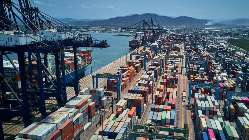 Contenedores mexicanos impulsan el comercio con Estados Unidos