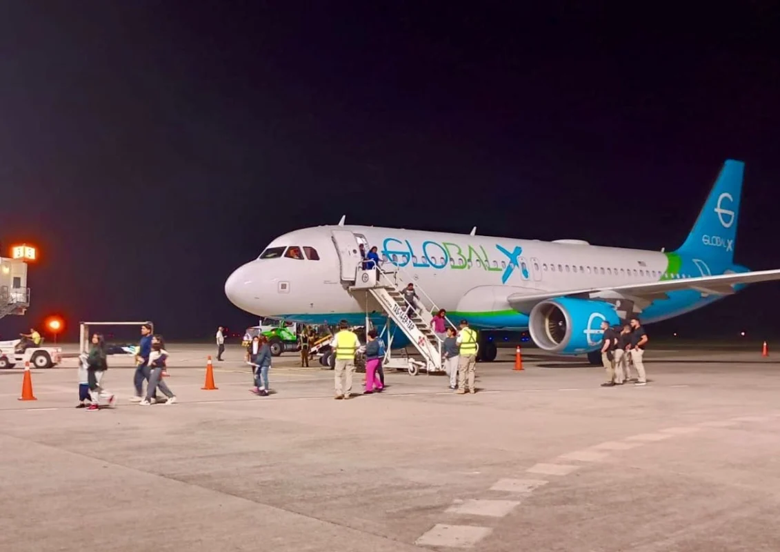 Avión utilizado para repatriar mexicanos deportados desde Estados Unidos hacia Tapachula