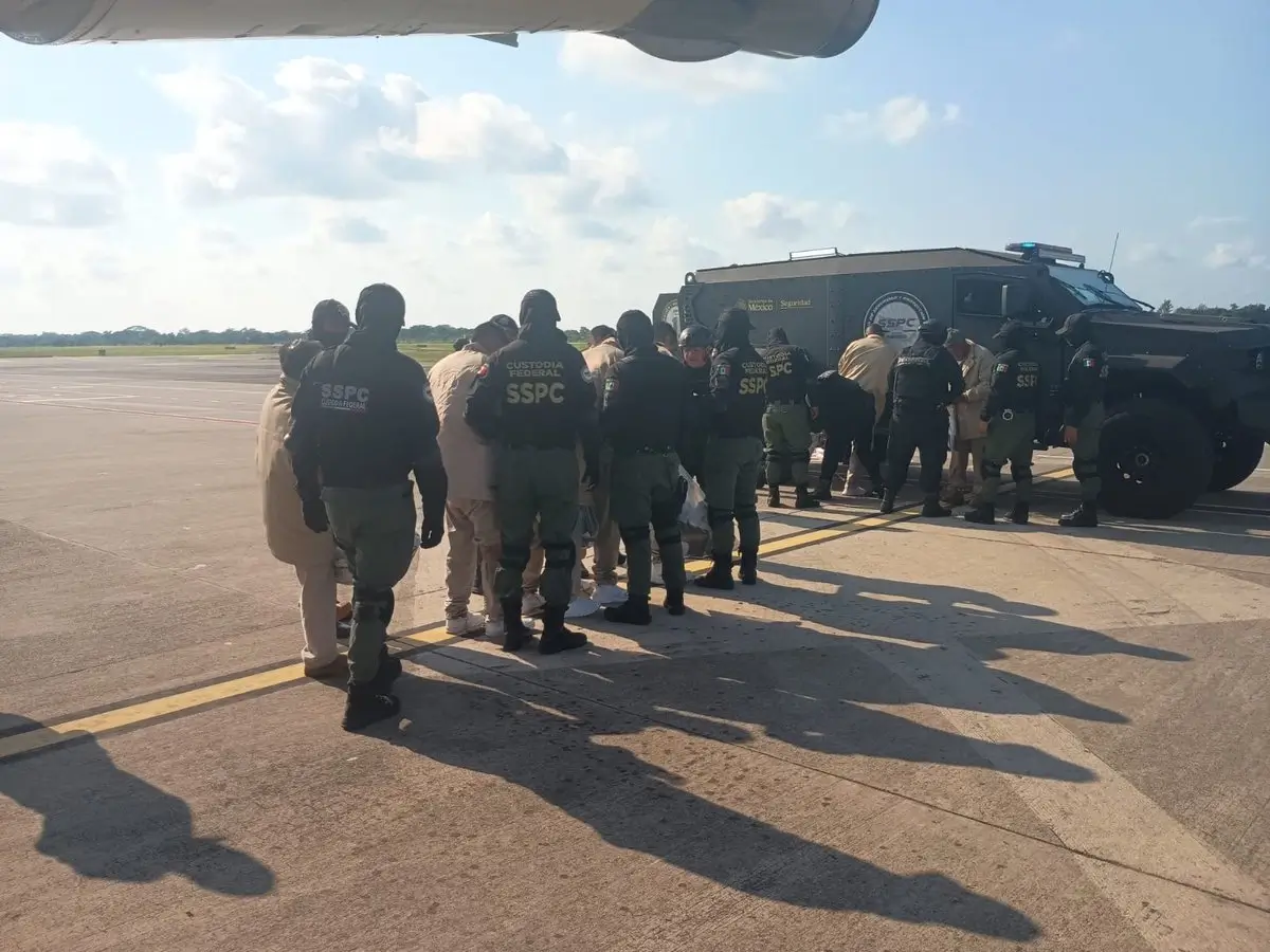 Traslado de reos peligrosos hacia penal federal de Chiapas