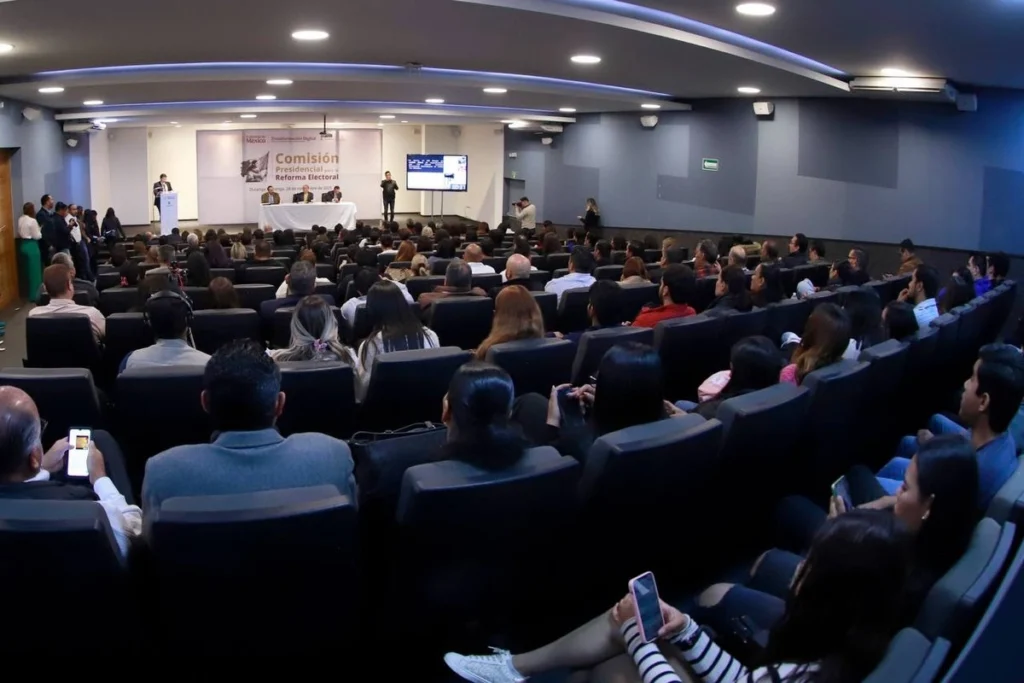 Exige revisar gasto salarial en órganos electorales ante crecimiento descontrolado.