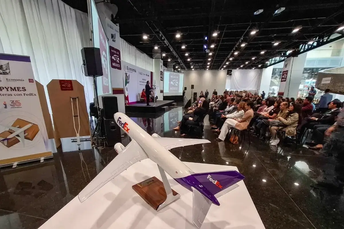 Firma entre SE y FedEx para impulsar Mipymes mexicanas