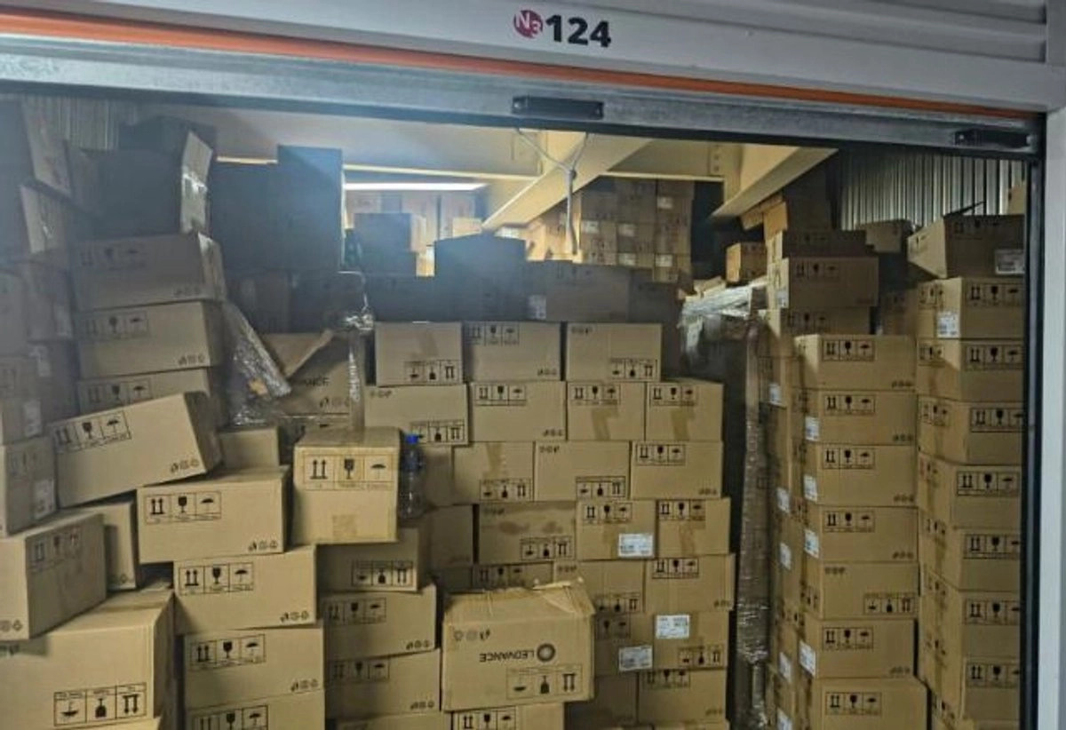 Mercancía robada asegurada en cateos realizados en la colonia Popotla